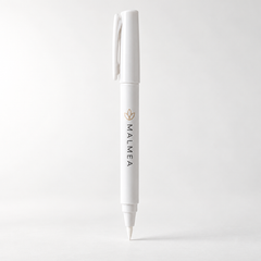 MALMEA Korrekturstift, KI-generiertes Konzeptbild auf weißem Hintergrund; Originalprodukt kann abweichen